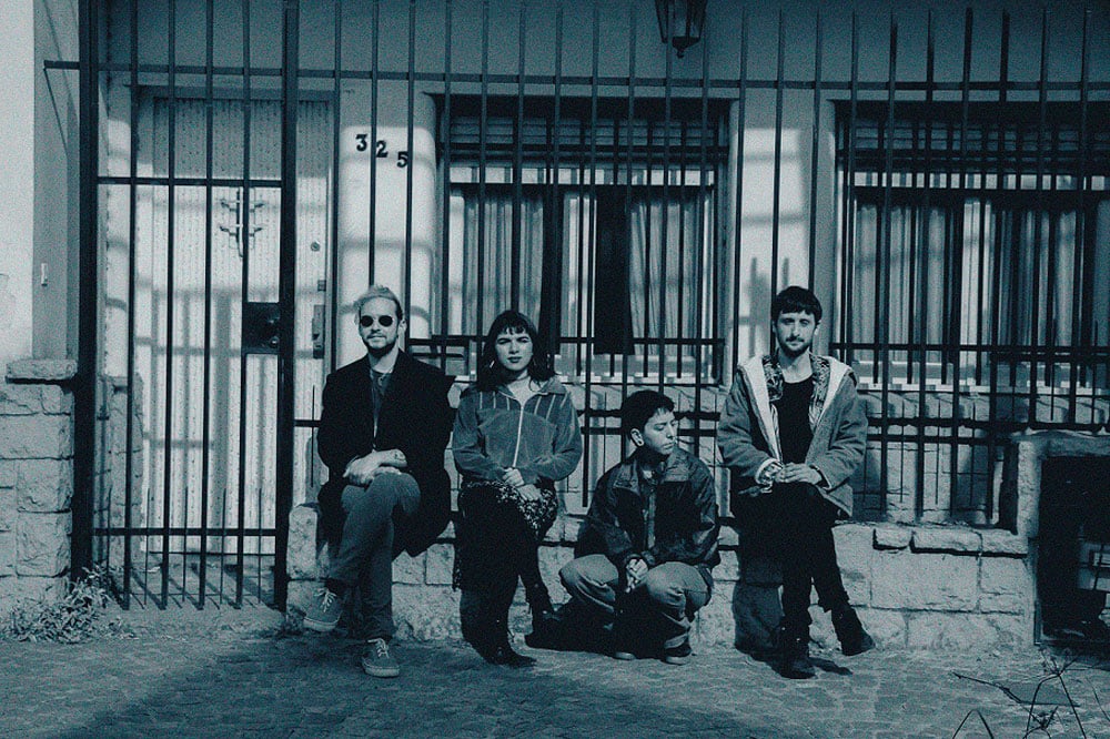 Margot: "Este material es un piso firme donde seguir construyendo" - La banda Margot presenta el EP "La casa": su cantante Eleonora Venacci comparte la perspectiva detrás de la poética narrativa de un incendio Margot