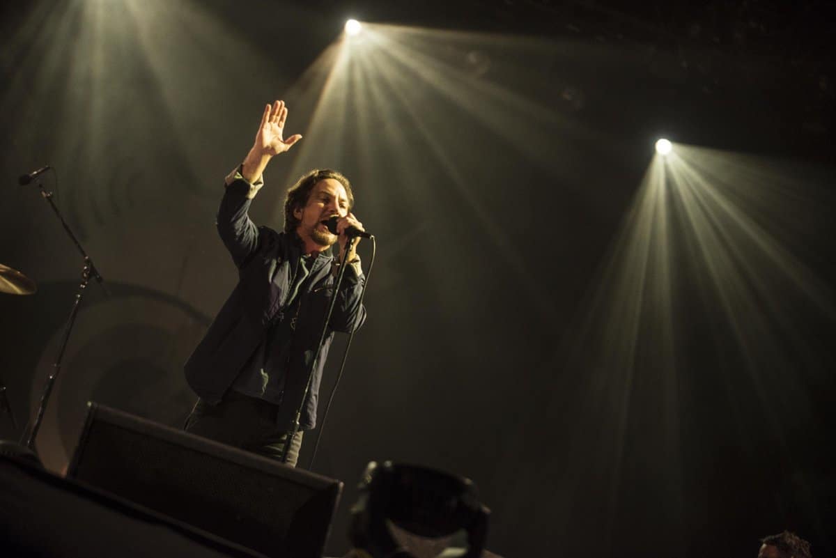 Pearl Jam y otro emotivo encuentro con el público argentino - La histórica banda liderada por Eddie Vedder deslumbró en un show de tres horas en el Estadio Único de La Plata. 30c020bd 1799 422d 9dea 36f2d183a7b4