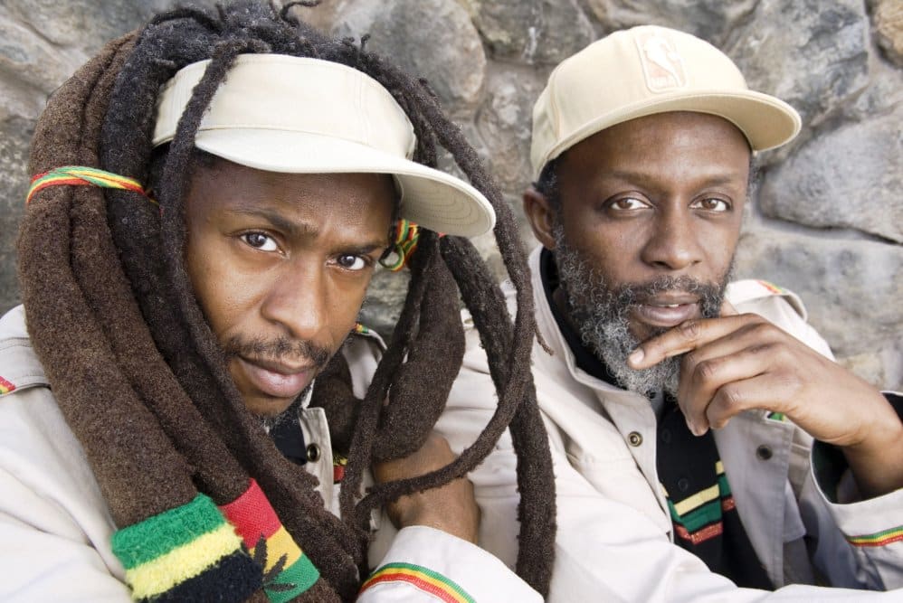 Steel Pulse: "Haile Selassie no fue un dictador" - "Esta industria siempre fue una mierda. Hay muchos doble estándares, y te voy a dar un ejemplo: Boy George es un adicto terrible a la heroína y todos lo saben. También es homosexual, y no tengo drama con las preferencias de nadie. Mi problema es que su adicción fue documentada a través de los años, al punto de que encontraron un tipo muerto en la casa por culpa de la heroína. ¡Pero lo siguen promoviendo!", dice David Hinds, cantante de Steel Pulse y una de las leyendas vivas del reggae. 49b48f4e e688 45fb 9a7b a413c9a52576
