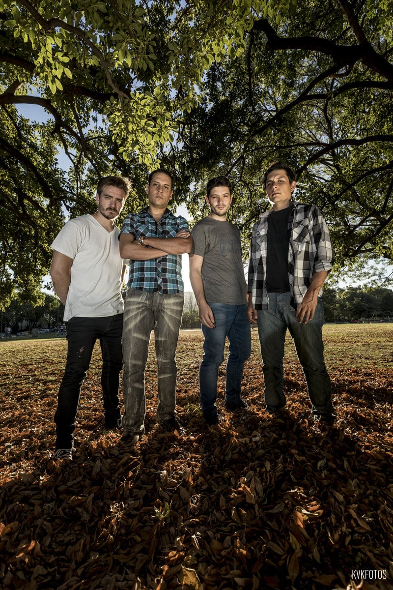 Verba Aurelia: "Grabamos todo sin la ayuda de nadie" - Verba Aurelia, la banda liderada por Augusto Feliciani, presentará "Siete", su nuevo trabajo, el 7/7. Hablamos con él de esta coincidencia y de cómo montaron su estudio desde cero. 751261ee 4789 4390 91ae 4c7ca736483a