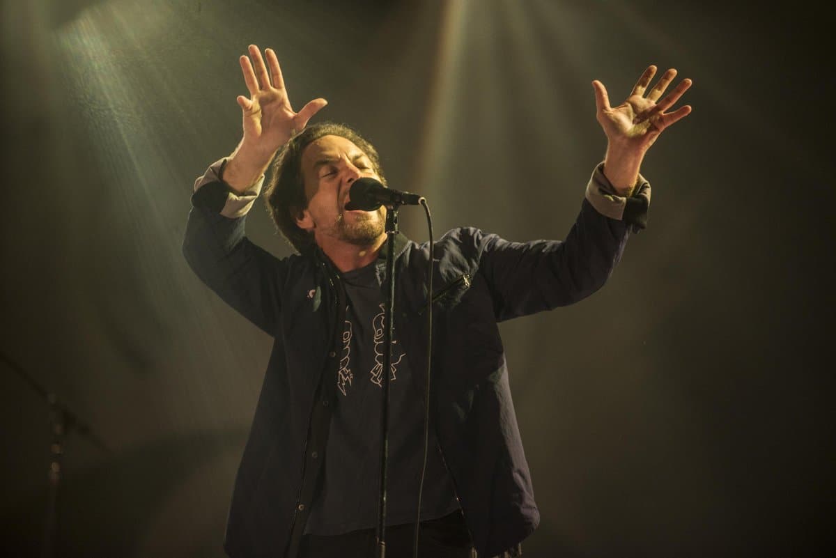 Pearl Jam y otro emotivo encuentro con el público argentino - La histórica banda liderada por Eddie Vedder deslumbró en un show de tres horas en el Estadio Único de La Plata. 8f4bec20 687b 4c9e 831f b7091cac2d63