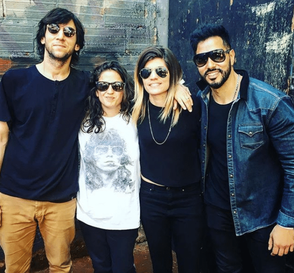 5 razones para no quedarte afuera del Personal Fest 2017 - En Rock.com.ar te damos cinco razones para que vayas a uno de los festivales del año. El Personal Fest tiene nueva edición y la celebra el 11 y 12 de noviembre en el Club Ciudad. Si todavía no te decidiste, te ayudamos a que lo hagas, compres y te ajustes la pulsera y no te la quieras quitar como si fueses un egresado cuando vuelve de Bariloche. 946861c3 d3ed 4199 9f6e 638eb75f7bb8