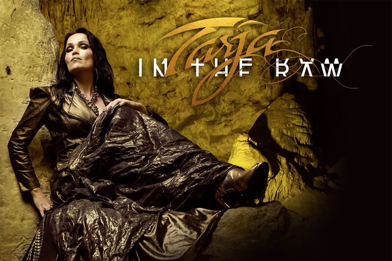 Tarja Turunen: "En este disco me muestro al natural" - "Quería un sonido más duro y crudo que en mis discos anteriores, especialmente las guitarras eléctricas", sentencia la cantante de metal sinfónico a la que ni siquiera su salida de la banda que la hizo mundialmente conocida –en 2005- la refrenó en su impulso creativo. Sea recordando clásicos del folclore escandinavo, interpretando piezas líricas clásicas o zambulléndose en las ásperas y oscuras profundidades del heavy metal, Tarja Turunen se ha caracterizado, fundamentalmente, por saber cuándo prestar atención a sus instintos. Y seguirlo: "Los primeros demos sonaban crudos, y era exactamente lo que buscaba para este momento, un sonido que no fuese emprolijado ni recontra producido", agrega. 9e65f81f 5d7a 4dc1 9a95 b615f1a5da5b