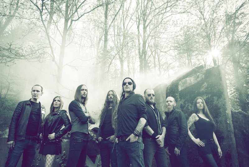 Eluveitie: "Nunca nos consideramos una banda de folk metal" - La banda suiza, referente indiscutido del folk metal actual, vuelve a la Argentina para presentar su 6to disco de estudio, "Origins", editado en 2014. Rock.com.ar charló con Chrigel Glanzmann, líder y fundador de Eluveitie, a pocos días de su nueva visita al país. Eluveitie