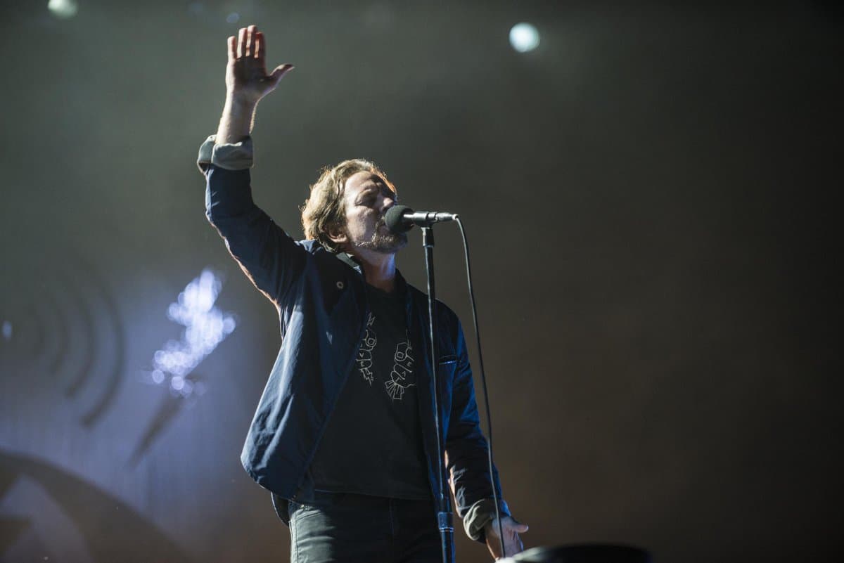 Pearl Jam y otro emotivo encuentro con el público argentino - La histórica banda liderada por Eddie Vedder deslumbró en un show de tres horas en el Estadio Único de La Plata. a8065cbc b05d 4e1b 97ea 8cfd8611f466