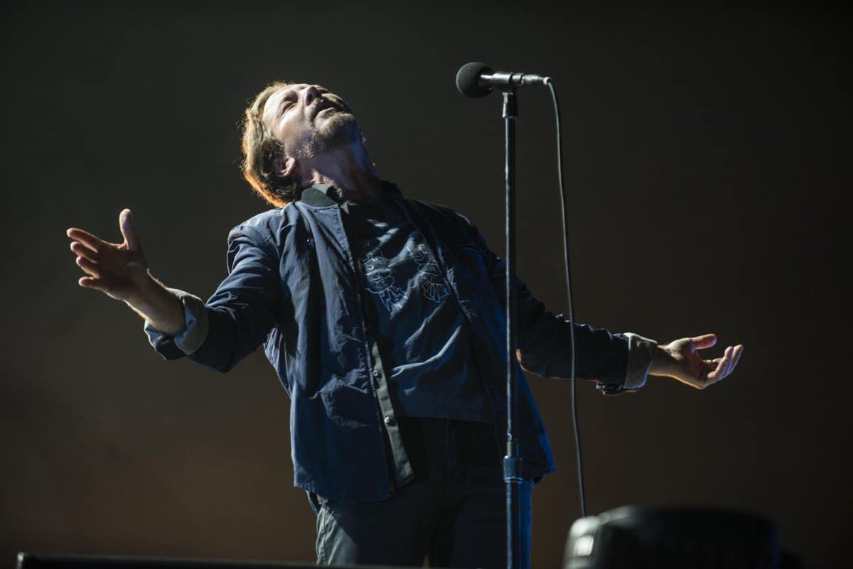 Pearl Jam y otro emotivo encuentro con el público argentino - La histórica banda liderada por Eddie Vedder deslumbró en un show de tres horas en el Estadio Único de La Plata. d6319dd8 1f45 426a 9a4d 9d7383eab85a