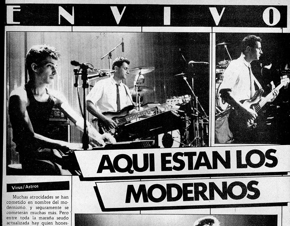 Virus en el Astros: aquí están los modernos - Virus es uno de esos grupos que han hecho un culto del rock moderno. bien entendido. Tienen fuerza. talento. la dosis necesaria de plástico sin desbordes que uno esperaría escuchar en una banda de ese tipo. Y ellos no defraudan: entretienen, alegran y hasta pueden hacerte pensar un poco con ciertas ironías líricas. El grupo de los hermanos Moura ha recorrido un largo trecho. afortunadamente para ellos siempre en sentido ascendente, y están recogiendo los frutos de su trabajo. El nuevo álbum, "Relax", parece ser el material que la banda necesitaba para ser definitivamente considerada entre las mejores. La música ha tomado un matiz más pop pero sin perder nada del contexto rockero con el que siempre se identificaron. Incluso el uso de efectos está lo suficientemente controlado como para que la banda no se transforme en una "cajita de ritmo", algo muy común por estos lados cuando se trata de abordar la música electrónicamente. Virus tiene mucha electricidad, particularmente en la guitarra de Julio Moura y los teclados de Marcelo Moura, ambos muy ajustados y con un sentido exacto de la dosificación de sus instrumentos.. La rítmica de Virus tiene a Mario Serra en la batería, un lujo marginal pocas veces visto. Su manejo de los tambores Simmons estuvo más que sobrio sin renunciar a la cuota de salvajismo que le es habitual, Enrique Mugetti se complementa perfectamente con el y aporta también en la composición. Y por último, Federico el grande. Intérprete de personalísimas características, este Moura sigue bailando tan mal como siempre, aunque ahora aprendió tres movimientos que repite robóticamente durante todo el show. Afortunadamente, su función en la banda no es la de bailar y si la de cantar. Y en este aspecto, Federic Moura es uno de los cantantes locales que mas notoriamente han evolucionadó; ganando en afinación y pulimiento en su personal estilo. El es, sin duda, uno de los componentes indispensables del sonido Virus. Finalmente, lo que aquí tenemos es un buen grupo moderno, pero moderno de verdad. Para la Argentina, suficiente. J.M.C. f1e41f7f 8a25 4bc3 9f98 b26ad162d9df