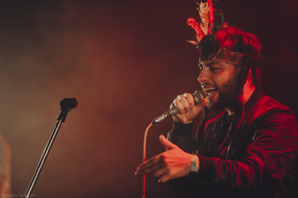 Carga Viva en The Roxy: Funk, rock y fiesta - Fotos de Nicolás Torregiani fe180aff 384d 4d7f 8551 94ee596c36dd