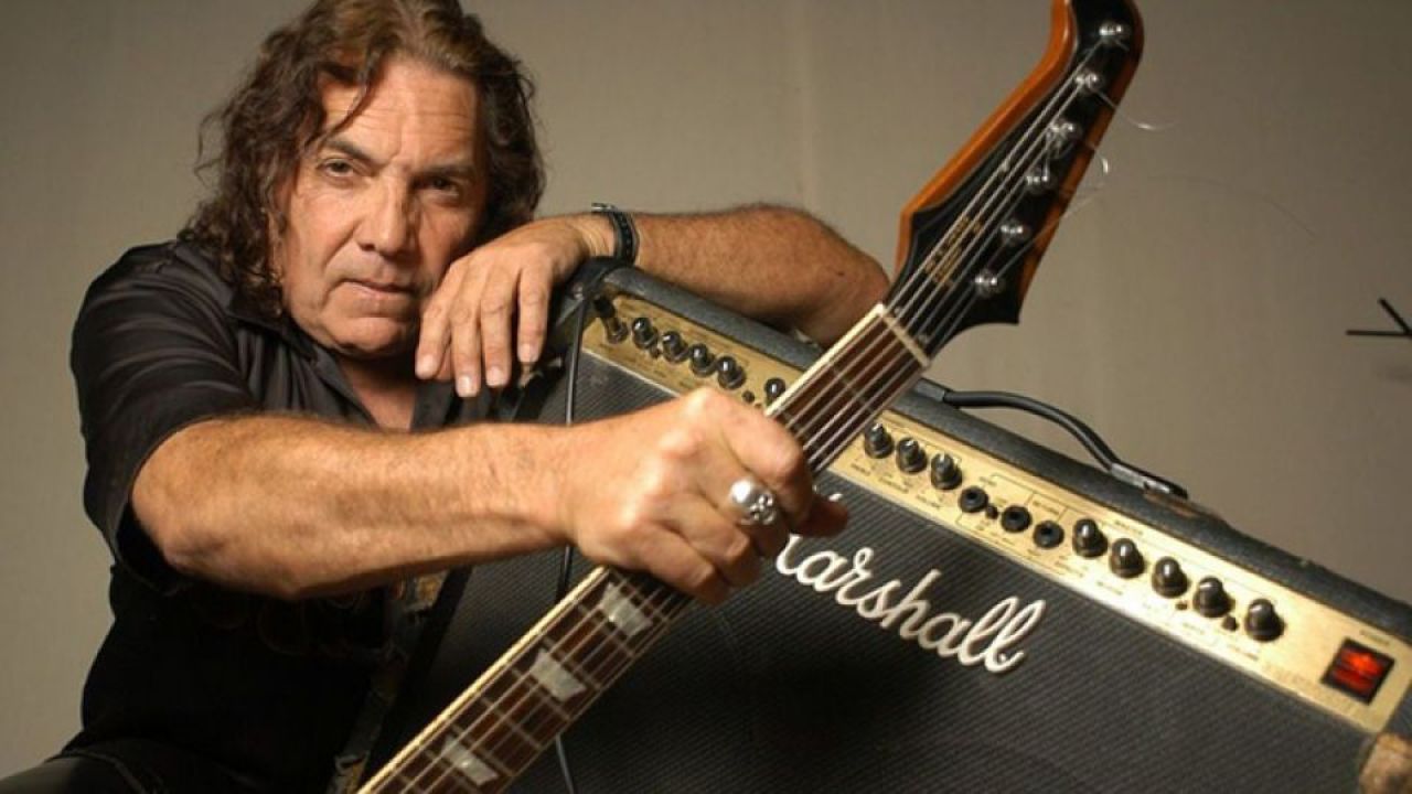 Blues - Pappo murió en un accidente con su moto, cerca de Luján norberto pappo napolitano el carpo cedoc 1133836