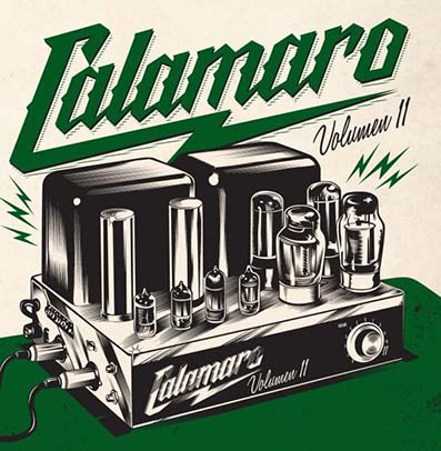 "Volumen 11", lo nuevo de Calamaro en plataformas virtuales - El nuevo material de Andrés Calamaro, "Volumen 11", es el primero con canciones originales luego de "Bohemio". en 2013.
Escuchá las 19 canciones de "Volumen 11" y la explicación canción por canción de Andrelo:
https://play.spotify.com/album/2WdzGAxZ85LdQC5x0avcyZ
Tema por tema, así será "Volumen 11
Por Andrés Calamaro
Apocalipsis en Malasaña. Forma parte de las dos canciones que grabamos para El Bar, el próximo estreno de Alex de la Iglesia. En el disco es una declaración de principios sonora en la importancia de la guitarra de Julián Kanevsky y la velocidad texturada de psico-billy valvular. La letra esta inspirada en el guión de la película, en particular en el parlamento permanente de uno de los personajes que aparenta delirios místicos bíblicos. Esta grabada en Madrid y presenta el disco con intenciones de apertura y apocalipsis.
Frío y Barro (2ª parte). Es la segunda parte de una suite en dos movimientos, solo escuchamos la parte final. La primera es un escenario invernal y no carente de gracias y desgracias, pero el fragmento que presentamos -en el álbum- es mas reflexivo. Llama la atención el permanente uso de falsete en el track vocal. De una forma solapada y elegante es la tentación en si misma, aquellos momentos en que somos capaces de descuidarnos para encontrar alivio en los vicios prohibitivos. Destaca la elegancia de un track que, sin los contornos musicales, podría parecer sórdido. Fue grabado en provincia de Buenos Aires.
Rock y Juventud (álbum edit). Originalmente grabada para Canción de Amor de un Día (la gran construcción de 24 horas de música dirigida por Javier Corcobado), esta es una versión editada y reducida para el disco. Es un texto con distintas lecturas, supongo que cada uno va a a encontrar en su propia experiencia la interpretación literal de estas palabras castellano parlantes. Rock y Juventud fueron la guía de JC para grabar el fragmento original de diez minutos. No había que respetar tonalidades ni ritmos pero me fueron ofrecidas estas dos palabras para mi libre interpretación. Grabada en Buenos Aires. De poderosos atractivos musicales con notas de Mellotron,una engañosa sencillez y algún verso que recuerda al poeta de Bajo Belgrano.
Tan Triste no es el Blues. Grabada en provincia de Buenos Aires, tiene algo de homenaje -o guiño- a la amistad de Norberto Napolitano, mejor conocido como Pappo. Aunque es un juego de teorías y sensaciones con el blues como excusa, tiene suficientes pistas (partiendo del título) para considerares un primer saludo al guitarrista y al genero en general. Es parte de las grabaciones domésticas terminadas de elaborar en estudios grandes y responde al balance general del disco de letras inspiradas con doble y triple intención. Texturas artesanales para un blues que se canta a si mismo desde otro lugar.
La Noche. Fue grabada con los músicos que se presentaron conmigo en el reciente Personal festival. Una canción luminosa para presentar a la noche como entidad iluminada por luz eléctrica. No es la única elegía nocturna del álbum pero es la que se presenta de modo las literal desde el titulo. Tiene sutiles guiños al tango y al imaginario nocturno. También tiene un posible potencial radial que quizás sea aprovechado por alguna estación por su guitarrero atractivo musical. Fue grabada en Saavedra.
Atunes y Ballenas. Otra letra de existencialismo chatarrero envuelto en atractivos acordes musicales. Un momento de meditación que parece la antesala de la soledad y la primera persona parada frente al tiempo, siempre dentro de un sugerente manto musical provisto por Diego García y AC… Imágenes portuarias y surrealistas como francamente reales. Y melodías que podrían amarrarse como barcos en el muelle de la memoria.
Como el viento voy a ver. Atreverse con repertorio anclado en la historia siempre despierta cierta curiosidad inevitable, el inconfundible original de Pescado Rabioso en una versión que suena al calor de los amplificadores pese a ser una grabación con el sello doméstico de los estudios Berthaville: testigos de otras de estas grabaciones. Es una versión de humildad y respeto pensando en el más querido y añorado representante del rock en Argentina junto a Pappo, que también merodea en forma de recuerdo por el álbum.
Mareo. Por más apuesta a la interpretación, esta es una versión de Babasónicos en clave de bolero cónclave. Los instrumentos ejecutados por Germán “Niño Jero” Wiedemer en una versión con destino en México, que finalmente encuentra sitio en Volumen 11. Un texto universalista, una grabación realizada en el barrio en donde confluyen Floresta y Villa Devoto. Espléndidos versos de Adrián y música con destino de posible clásico hispano.
El Huevo y la Gallina. Es la clave del disco, con el acompañamiento más simple posible recrea el blues literario en su forma mas pura, quizás con aromas del blues local de Adrián Otero. Una letra que abarca todo lo que el disco pretende abarcar, el vuelo del blues y el aterrizaje no forzado ni completamente deseado. Respeta la forma formal del blues de doce compases con gracia y deja frases para el recuerdo… El blues y el texto se encuentran en el ecuador del disco. Volumen 11 en todo su esplendor.
Blues de Santa Fe. En Argentina no necesita presentación la que es una de los estándar de Norberto Napolitano y se entiende por esta época: el tiempo fértil de los primeros tres discos de blues rock que definen la existencia del genero en este idioma. Esta versión no es completamente fiel a la original, descansa sobre otra clase de ritmo y guitarras, el contenido vocal tampoco recuerda al referente del blues rock argentino, pero hay una detalle que saluda a Pappo durante la canción y es el “bending” de guitarra, un solista que nunca termina de definirse en un solo pero libra una permanente retranca de notas de blues con intención. Una versión distinta de un blues permanente a mi generación.
Las almas agradecidas. Anuncia el lado oscuro de Volumen 11. Un stand up confesional, una letra con jugo y con pulpa. Una puesta a punto de conciencia que recuerda que el principal compromiso del rock es con el rock mismo. Las comadrejas me arrancaron la carne… no es una frase cualquiera. Es un guiño a una generación de rock en Argentina, la que cambiaba discos en el parque… El confesionario lisérgico del rock se pone en marcha en el imaginario lado B del disco.
Vampiro Torero. Texturas de guitarras distorsionadas hasta el fin. El vampiro actual y todo su poder metafórico, el de todos los vampiros. ¿Que hay de cierto y que de metafórico en los rastros de la historia y en la fantasía del cine y la literatura de vampiros adictos a la sangre y la eternidad?… La sangre, la necesidad, la vida hipotecada por amor a una inmortalidad en cada mordisco … Nuestro vampiro viaja en avión pero siempre de noche. Es una declaración de principios rockera y una letra que ofrece dos lecturas. O ninguna.
Pánico en Benidorm. Debería ser un insólito éxito radial… por el extraño sentido del humor entre denuncia a las multinacionales y confesional de salmones. Una humorada seria con sabores musicales no extrapolados. Pide “huevo, atrevimiento y voluntad”, y saluda al turismo británico de borrachos saltando de los balcones. Es posible que persista como un rock recordado pero también puede olvidarse, porque los discos necesitan de la suerte.
Cazador de Ateos. Es el emblema de este disco y el track que mejor le representa tanto ideológicamente como en tanto al sonido se supone y refiere. Es “LA” declaración de principios de Volumen 11, el arte revolviéndose contra el puritanismo que le encierra y persigue como reviviendo la pesadilla de una nueva inquisición. Es una declaración sonora y distorsionada también, contiene frases que podrían dirigir la nueva rebeldía de los pensamientos libres o ser discutidas en los foros virtuales con rabia.
Hasta el cielo. Es un saludo no del todo solemne a nuestro añorado amigo -y héroe- Norberto Napolitano. Porque lo alude con inconfundibles frases. Tampoco es la primera aparición del guitarrista en los versos del disco (que incluye una de sus obras originales), pero probablemente la más definitiva y directa como homenaje. Probablemente sea el tipo de homenajes que se escucha con una sonrisa y algo de nostalgias. Podría instalarse en nuestra memoria en forma de coro que pretende escucharse hasta el cielo mismo.
Blues y Orquesta. Es una apuesta arriesgada porque aquí el blues esta acompañado por sonidos orquestales únicamente. La letras nos habla de presos sin libertad, de una noche de fin de año y de un circo… La probable metáfora parece revolotear este blues distinto, una atmósfera de incomprensión y soledad podría explicarlo. Recuerda ligeramente a un canadiense errante y fue grabada en provincia de Buenos Aires.
Que te vaya Bonito. Es un clásico entre clásicos, en este caso, de la buena ranchera mejicana. Una obra de José Alfredo Jiménez. Una letra pulcra y poderosa, un traje a la medida de cualquiera que la quiera cantar con cierto compromiso.
Trujillo Libre. Llama la atención el concursos de los músicos presentes en esta grabación en vivo y directo, improvisando en un escenario del Perú. Un instrumental de categoría que recuerda momentos cumbre del jazz interpretado por instrumentistas eléctricos con la excepción de la gaita hembra colombiana, un instrumento sugerente que le da colores étnicos y free jazz a asunto. Virtuosismo, unidad y libertad acompañan este Libre en Trujillo. ass