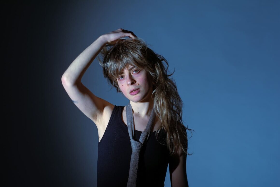 Azul Schenquerman: “Empiezo a amigarme con el caos” - Azul Schenquerman se presentará el viernes 20 de septiembre, a las 22, en Humboldt (ex lado B de Niceto Club). Humboldt 1358, CABA. Azul Schenquerman