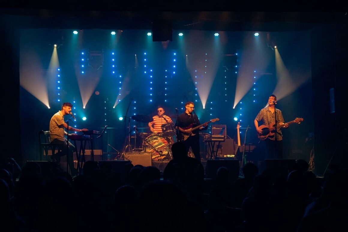 Cinema Verité: “Un combo ideal para juntarnos en una noche inolvidable” - La banda tributo a Serú Girán tendrá una noche especial en el Konex en la que, en esta ocasión, celebrarán y homenajearán las cuatro décadas de “Piano Bar” de Charly García. cinema verite