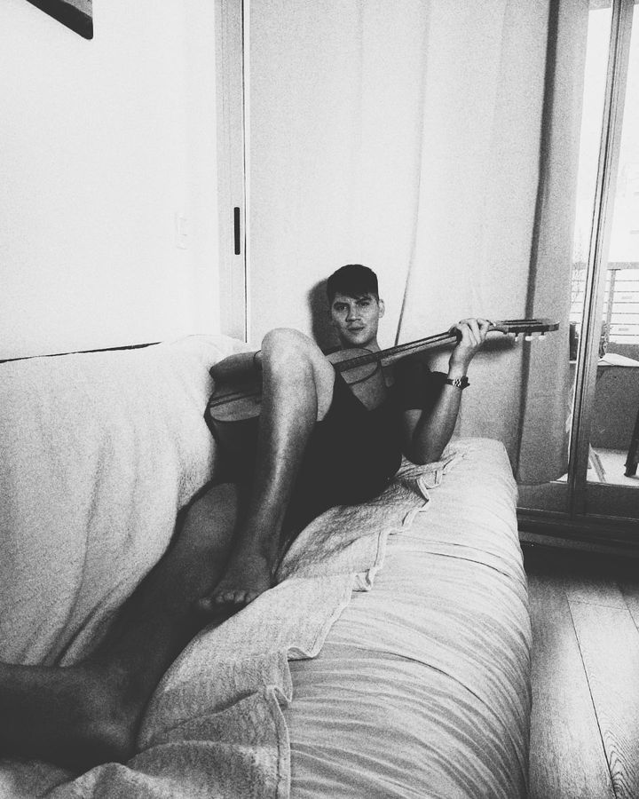 Mitaí debuta con su EP "Las letanías" - El músico Lucas Duette, bajo su nombre artístico Mitaí, lanza su primer EP titulado Las Letanías, un trabajo que reúne cinco canciones creadas y producidas entre 2021 y 2024. Mitaí. Foto del IG del artista