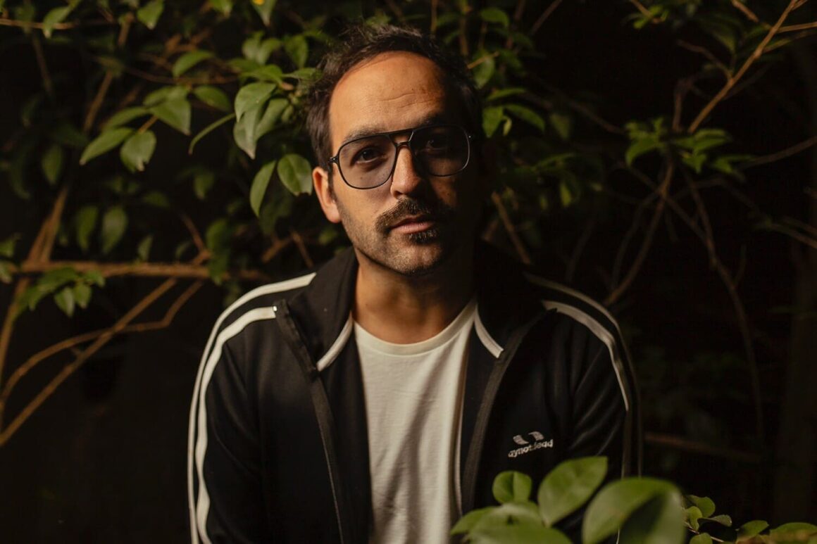 Sebastián Díaz Ramos: “La canción nació en un momento de búsqueda creativa” - "Jazmín" es el nombre elegido para materializar la nueva propuesta musical de Sebastián Díaz Ramos. Cuenta con sesionistas de alto nivel, que hacen lo suyo desde la instrumentación. Martín Pomares, en tanto, queda a cargo de la mezcla y el mastering. Sebastián Díaz Ramos. Foto de prensa