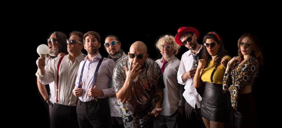 La Burrita Cumbión: “Tener lanzamientos periódicos nos parecía una alternativa válida” - ¿Qué canción “fiestera” de La Burrita Cumbión recomiendan para estas fiestas? La Burrita Cumbión