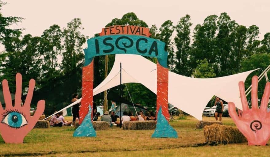Festivales del verano 2025 - Además del Cosquín Rock, la llegada del calor argentino viene acompañada por otros festivales a lo largo del país con grillas muy interesantes y variadas. Acá te recomendamos algunos. isoca