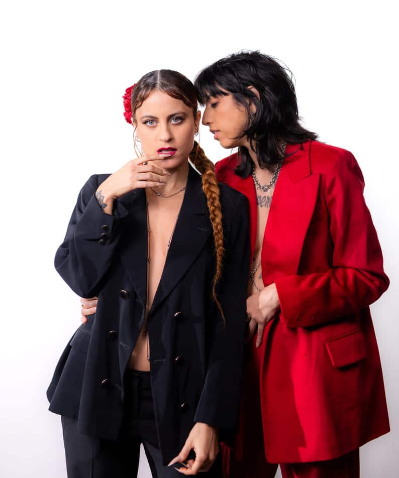 "Desnuda", el cruce de Cintia Belén y Kris Alaniz - La cantante y bailarina marplatense Cintia Belén presenta su nuevo single "Desnuda", una canción en la que se aventura en la fusión con el rap de la mano de Kris Alaniz. Este lanzamiento representa un encuentro entre dos universos musicales que confluyen en una obra potente y reveladora. Cintia Belén y Kris Alaniz. Foto Juan Calvo / Gentileza de prensa