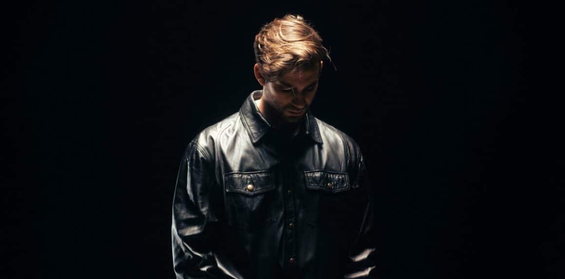 Florián: "Este disco es el de mi vida" - Florián presenta De fábrica, un disco que fusiona rock, pop y tango, con colaboraciones de Santi Motorizado y Adrián Dárgelos. Florián. Foto de prensa