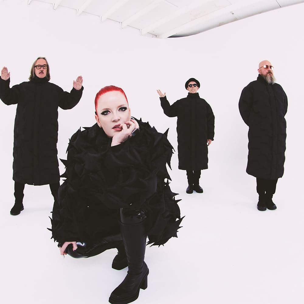 5 canciones esenciales de Garbage - Garbage volverá a presentarse en Argentina como parte de su gira sudamericana, en la que además de repasar los éxitos que marcaron su carrera, dará a conocer su más reciente EP, Lie To Me. La banda liderada por Shirley Manson incluirá en su repertorio clásicos como Stupid Girl, I Think I’m Paranoid, Push It, Only Happy When It Rains, Queer y Cherry Lips, entre otros. Garbage. Foto de prensa