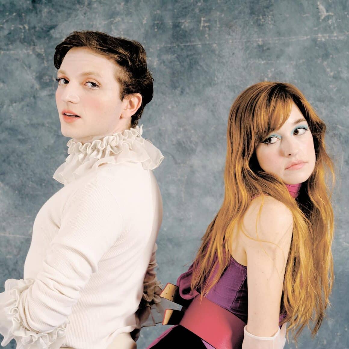 Plastilina presenta su álbum debut con un show conceptual en Niceto - Plastilina presentará su álbum debut, Marca de nacimiento, el próximo domingo 20 de abril a las 20 horas en Niceto Club (Niceto Vega 5510, CABA). Será la primera vez que el dúo interprete en vivo las ocho canciones que integran su primer trabajo discográfico. Las entradas ya están disponibles a través de Passline, con precios desde $18.000. Plastilina. Foto de prensa