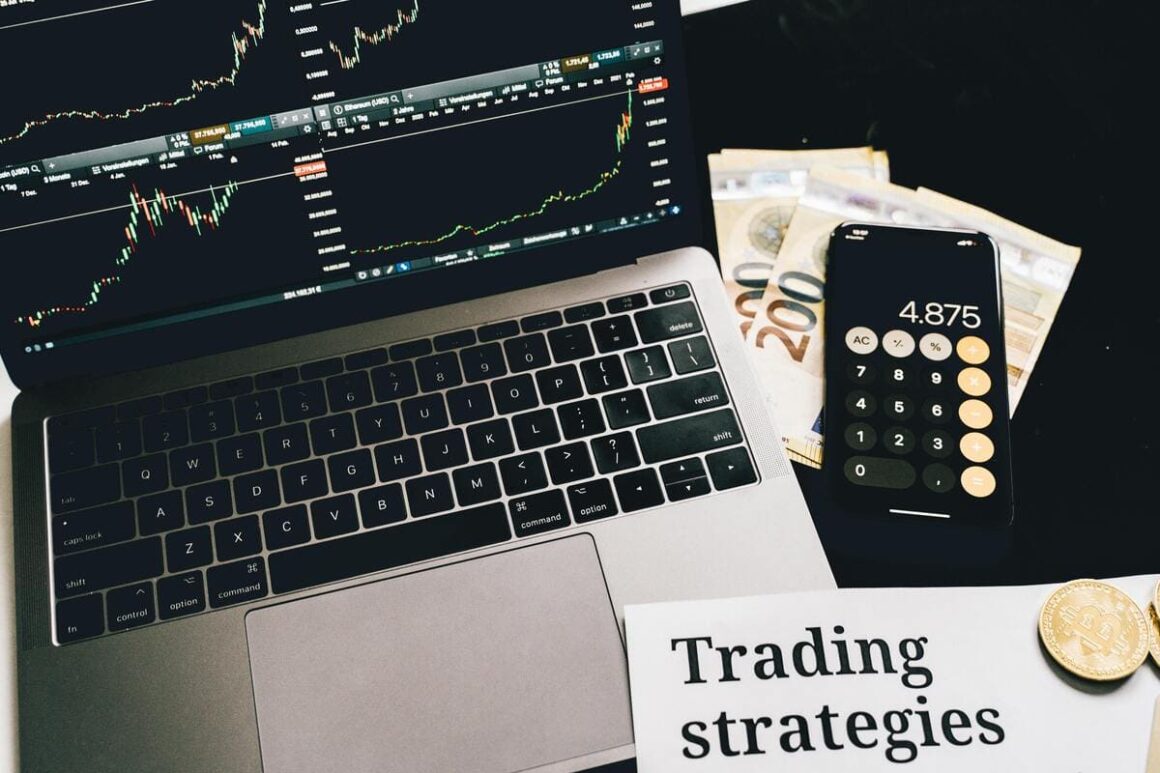 ¿Son legales los bots de trading con inteligencia artificial? Una guía rápida para traders online en Argentina - La inteligencia artificial está transformando rápidamente las inversiones en los mercados financieros, tanto en Argentina como en el resto del mundo. Hoy los inversores pueden utilizar traders automáticos, herramientas de trading basadas en IA y sistemas de operación autónomos. ai trading bots 1