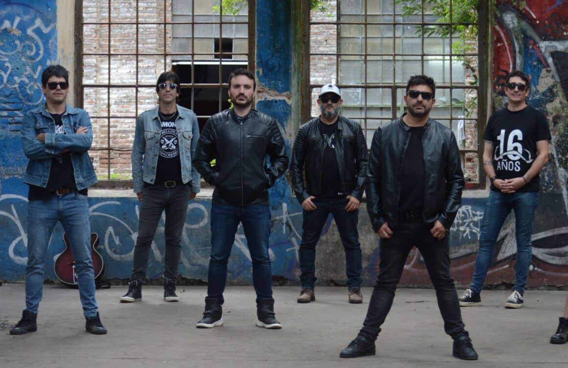 Narvales: “Este disco nos va a poner en el lugar que la banda merece” - “La salida de un disco siempre es la revitalización de una banda, de un músico –afirma Nacho Bruno, cantante de Narvales-. En nuestro caso habíamos dejado de tocar hacía siete años; reencontrarnos ya fue hermoso, volver a tocar fue increíble, y volver a hacer un disco fue impresionante, principalmente porque vimos que estaba todo intacto. Es una fibra sensible para cada uno de nosotros, es loco, pero es más que una banda de rock, entonces ver nacer ‘Analógico’ fue impresionante, gestarlo de la manera que lo hicimos, como lo vivimos, tremendo”. Narvales. Foto de prensa
