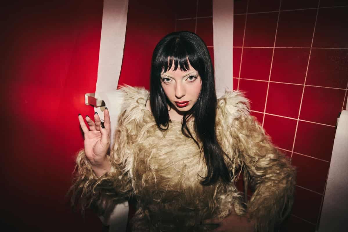 Lisa Cerati en la imagen promocional de su debut como solista