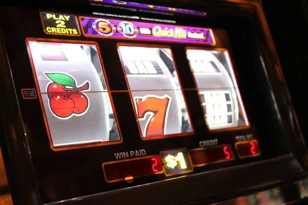 Por qué más jugadores están eligiendo casinos con dinero real en lugar del modo demo - Aunque muchos usuarios comienzan con partidas gratuitas para conocer el funcionamiento de un juego, una parte importante termina pasando a las apuestas con dinero real. Esto ha llevado a que los casinos con dinero real sigan siendo la opción preferida para quienes buscan jugar bajo las mismas condiciones que encontrarían en una partida real. casino