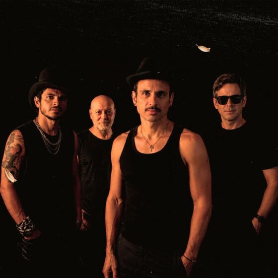 Mil noches y un instante, un disco de Pedro Aznar - Rock.com.ar