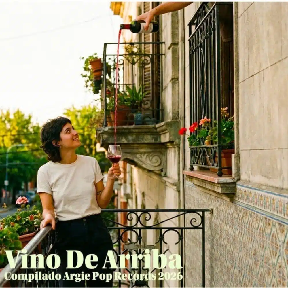 Argie Pop Records: “Este año hacemos la guerra anti algoritmo, nada suena igual ni homogéneo" - Manteniendo la premisa conceptual de seguir mostrando lo que suena por fuera de la masividad impuesta, esta nueva edición del sello independiente argentino Argie Pop Records, deslumbra en calidad y sonido de los involucrados. Argie Pop Records. Vino de arriba